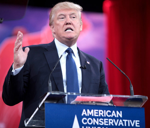 Donald Trump speaking at CPAC 2015 in Washington, DC. Photo courtesy: Gage Skidmore via Wikimedia Commons.